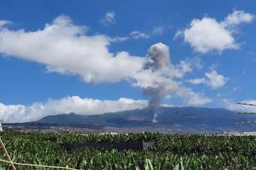 El volcán de La Palma tiene al menos cinco bocas/TA.